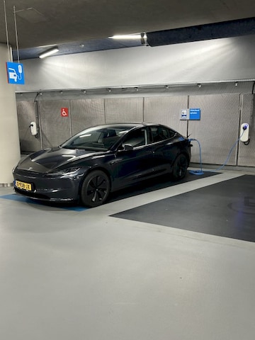 Tesla Model 3 RWD (2023)