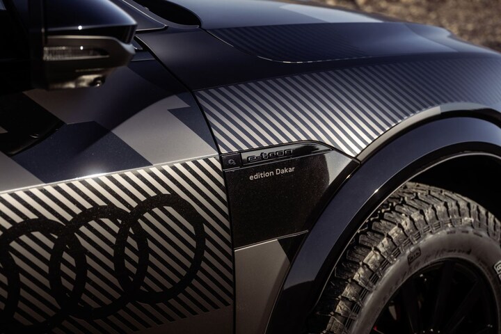 Audi Q8 E-tron edition Dakar
