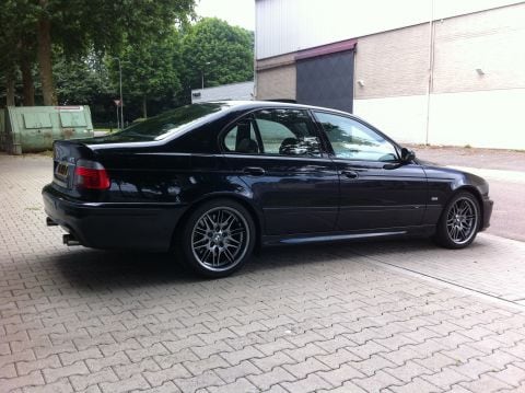 BMW M5 (2001)