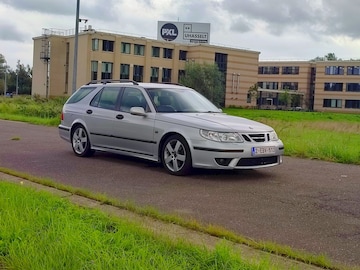 Saab 9-5 Estate 2.3 Turbo Aero (2002)