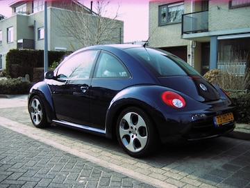 Volkswagen New Beetle Coupé 1.6 Trendline (2007)