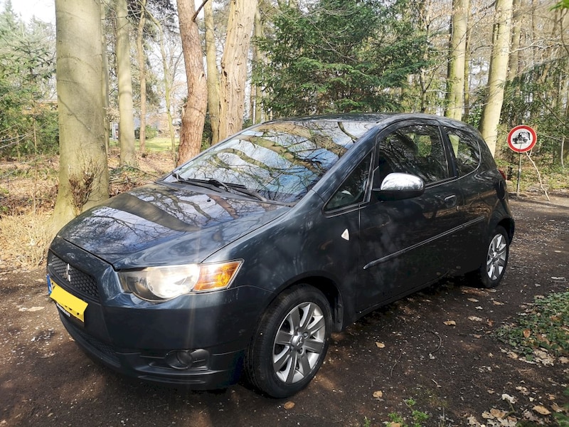 Mitsubishi Colt CZ3 1.3 Invite (2008)