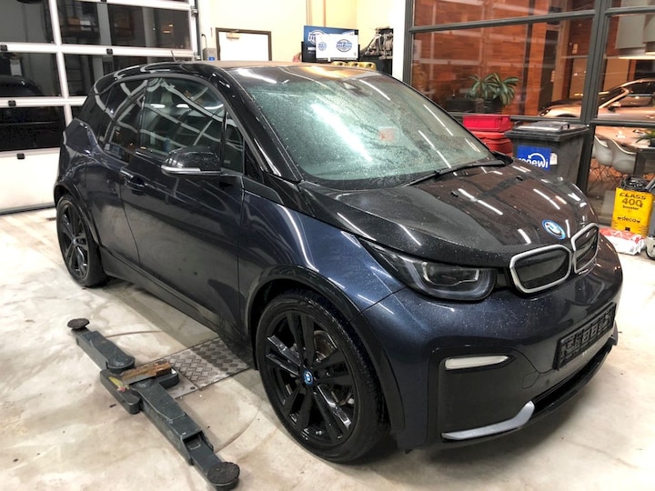 BMW i3 120Ah Executive Edition (2019)