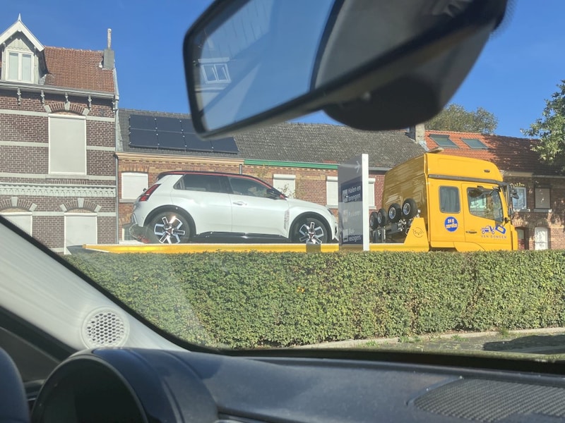 Renault 5 E-TECH comfort range iconic cinq (2025)