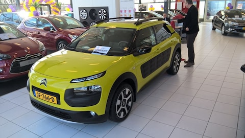 Citroën C4 Cactus BlueHDi 100 Shine