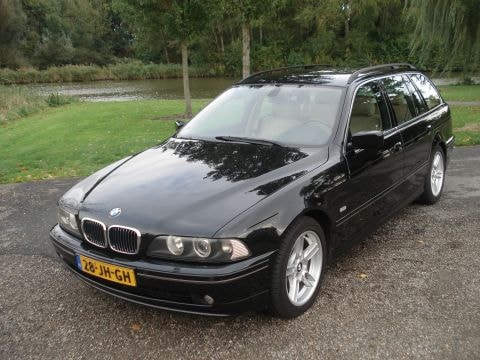 BMW 530d touring Executive (2002)
