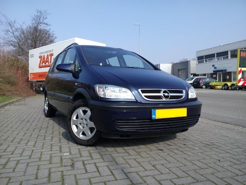 Opel Zafira 1.8i-16V Comfort (2000)