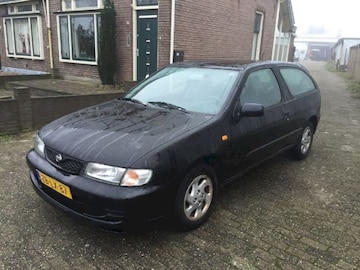 Nissan Almera 1.4 S (1999)