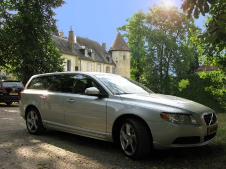 Volvo V70 2.5T Summum (2008)