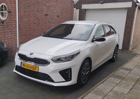 Kia Ceed Sportswagon 1.5 T-GDi GT-Line Business Edition