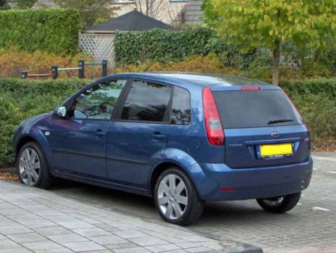 Ford Fiesta 1.6 16V TDCi Futura (2005)