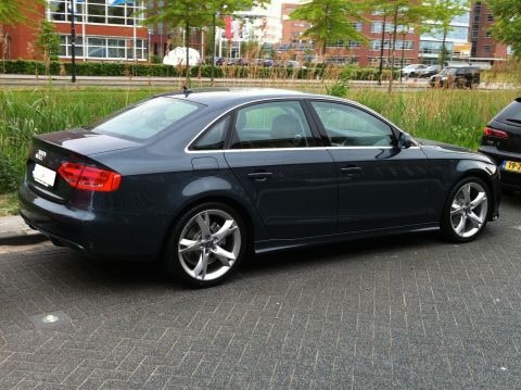 Audi A4 2.0 TDIe 136pk Business Edition (2011)