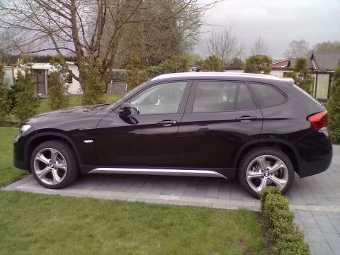 BMW X1 sDrive18d Executive (2011)