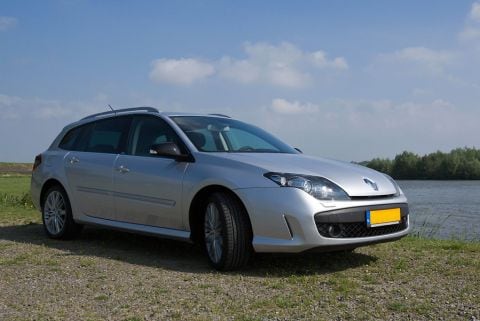 Renault Laguna Estate 2.0 16V T 205 GT (2010)
