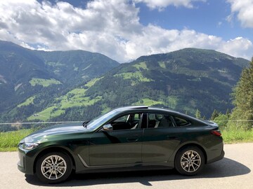 BMW i4 eDrive40 (2022)