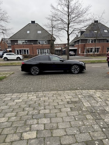 BMW i5 eDrive40 M Sport Edition (2025)