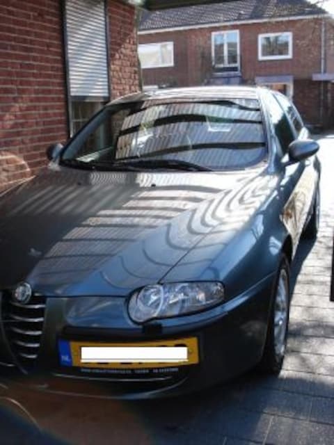 Alfa Romeo 147 1.9 JTD 115pk Edizione Esclusiva (2003)