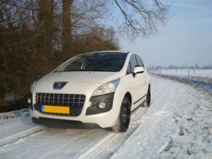 Peugeot 3008 Blue Lease 1.6 HDiF (2010)