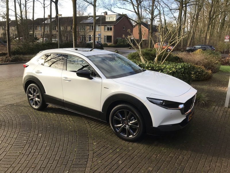 Mazda CX-30 SkyActiv-X 180 2WD Luxury (2021)