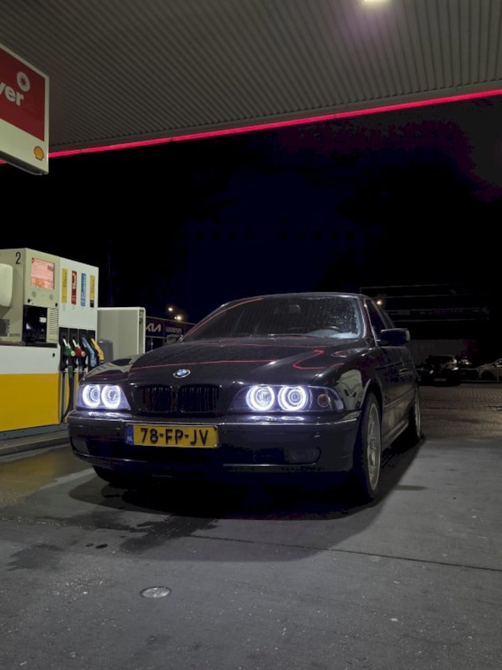 BMW 535i Executive (2000)