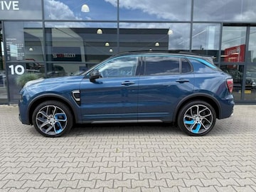 Lynk & Co 01 (2022)