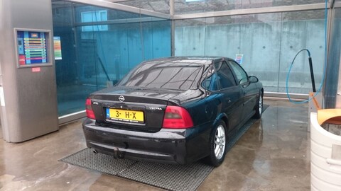 Opel Vectra 1.8i-16V Pearl Sport (2000)