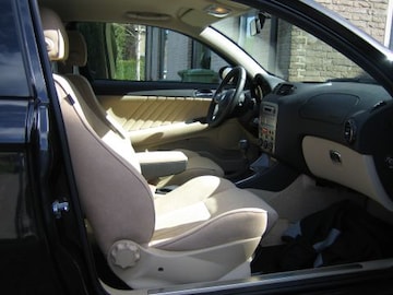 Alfa Romeo 147 1.9 JTD 16V Distinctive (2006)