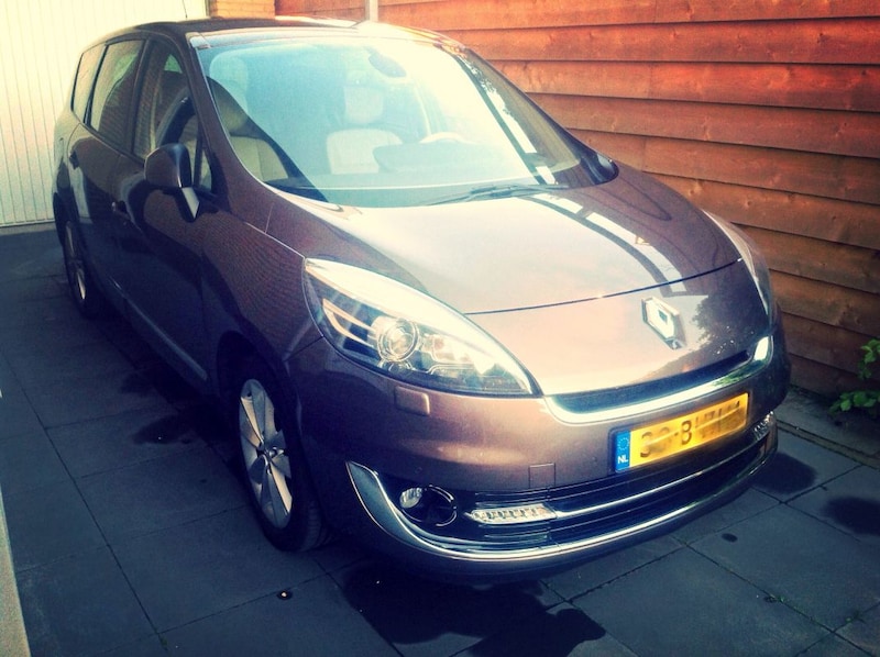 Renault Grand Scénic 1.6 dCi 130 Privilège (2012)