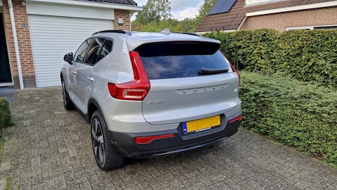 Volvo XC40 Recharge Core (2023)