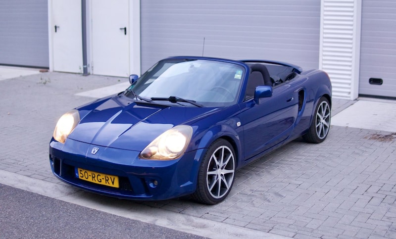 Toyota MR2 (2005)