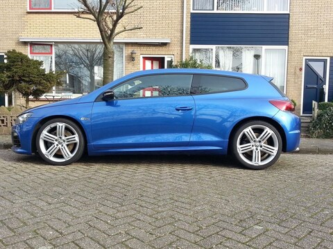 Volkswagen Scirocco 2.0 TSI R (2010)