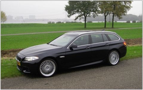 BMW 528i Touring High Executive (2011)