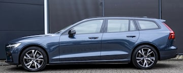 Volvo V60 B3 Plus (2023)
