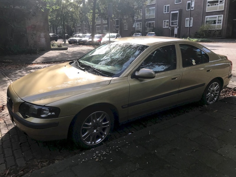 Volvo S60 (2002)