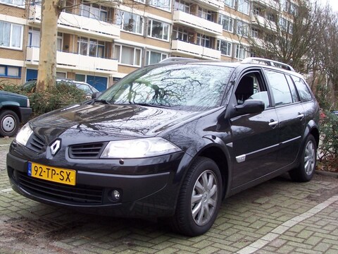 Renault Mégane Grand Tour 1.6 16V Tech Line