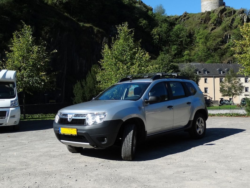 Dacia Duster 1.6 16V 4x2 Ambiance (2010)