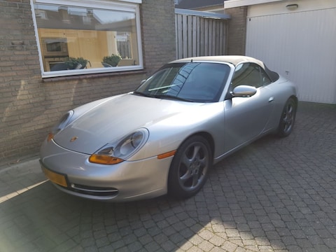 Porsche 911 Carrera Cabriolet