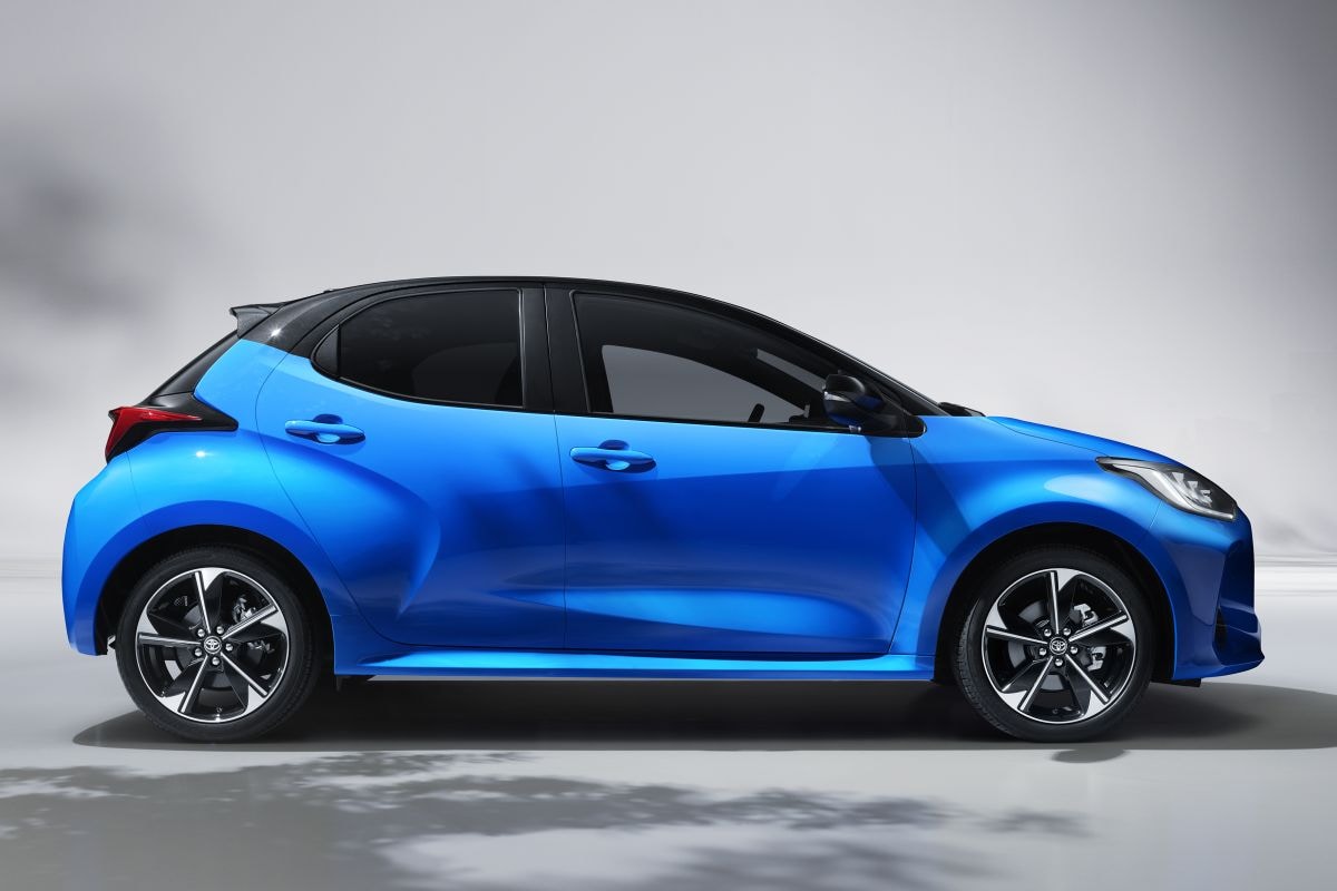 Toyota Yaris 1.5 Hybrid 115 First Edition prijs en specificaties