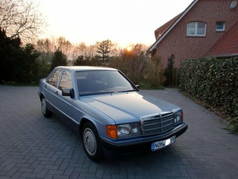 Mercedes-Benz 190 D