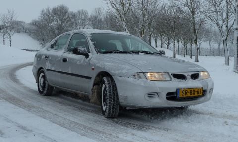 Mitsubishi Carisma 1.6 GLi (1997)