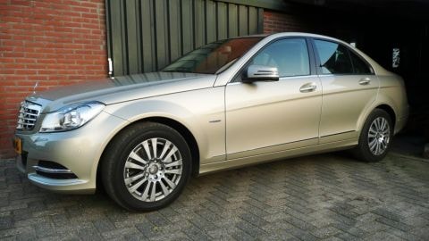 Mercedes-Benz C 220 CDI BlueEFFICIENCY Elegance (2011)