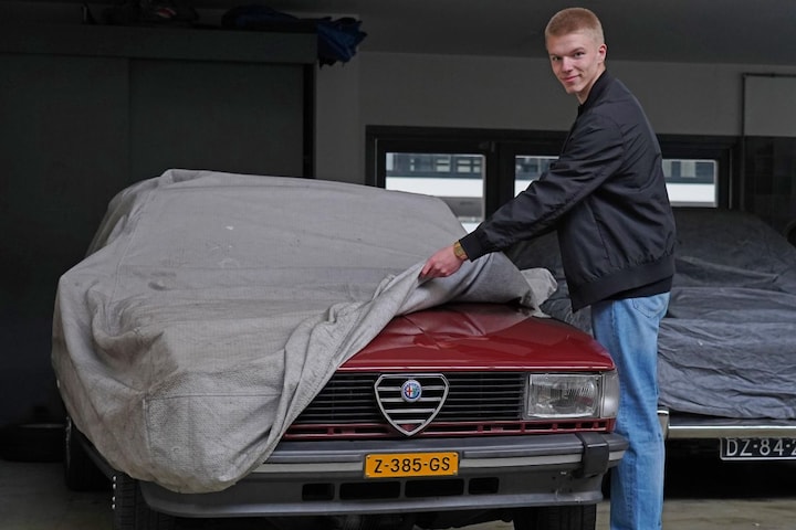 Jonge eigenaar Alfa Romeo Giulietta 1981