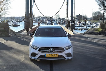 Mercedes-Benz A 180 Business Solution AMG (2020)