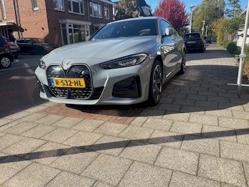 BMW i4 eDrive40 (2022)