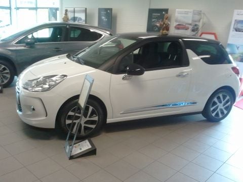 Citroën DS3 1.6 e-HDi 90 So Chic (2012)