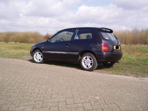 Toyota Starlet 1.3i (1998)