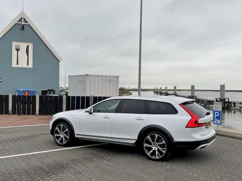 Volvo V90 Cross Country T5 AWD