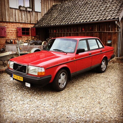 Volvo 240 DL 2.3