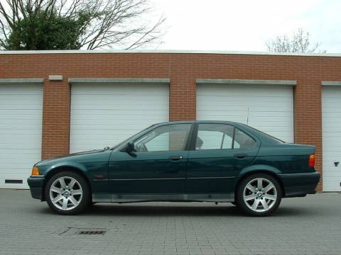 BMW 328i (1996)