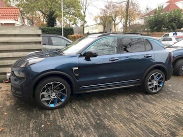 Lynk & Co 01 (2021)
